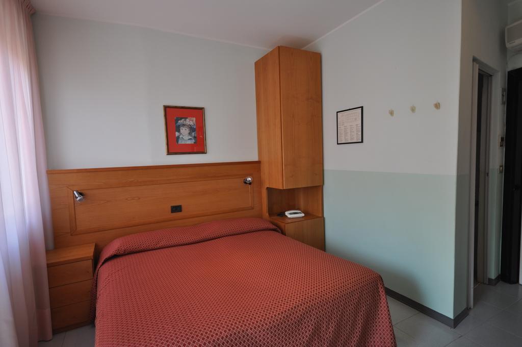 Hotel Real Sottomarina Pokoj fotografie